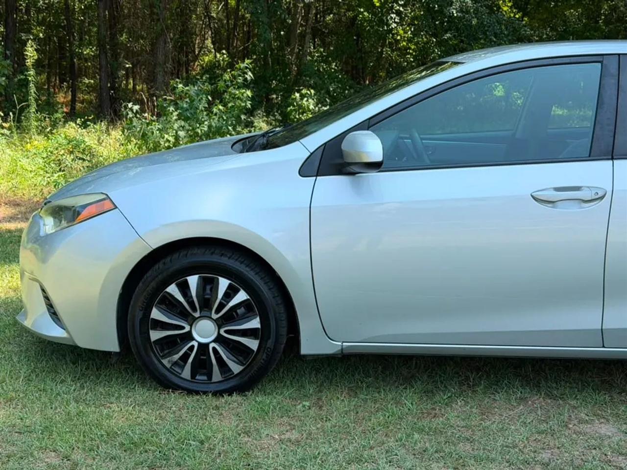 Toyota Corolla LE CVT 2016