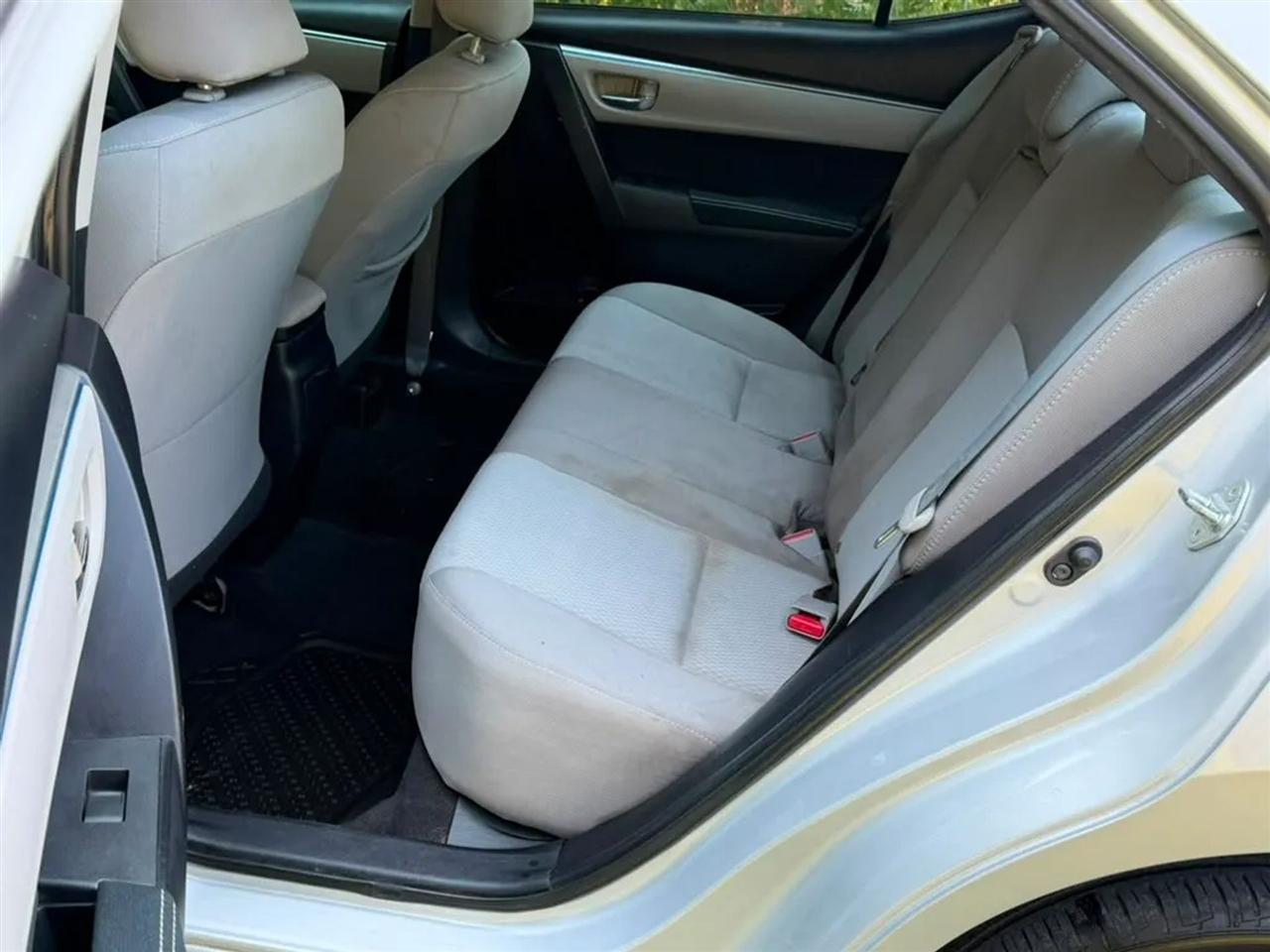 Toyota Corolla LE CVT 2016
