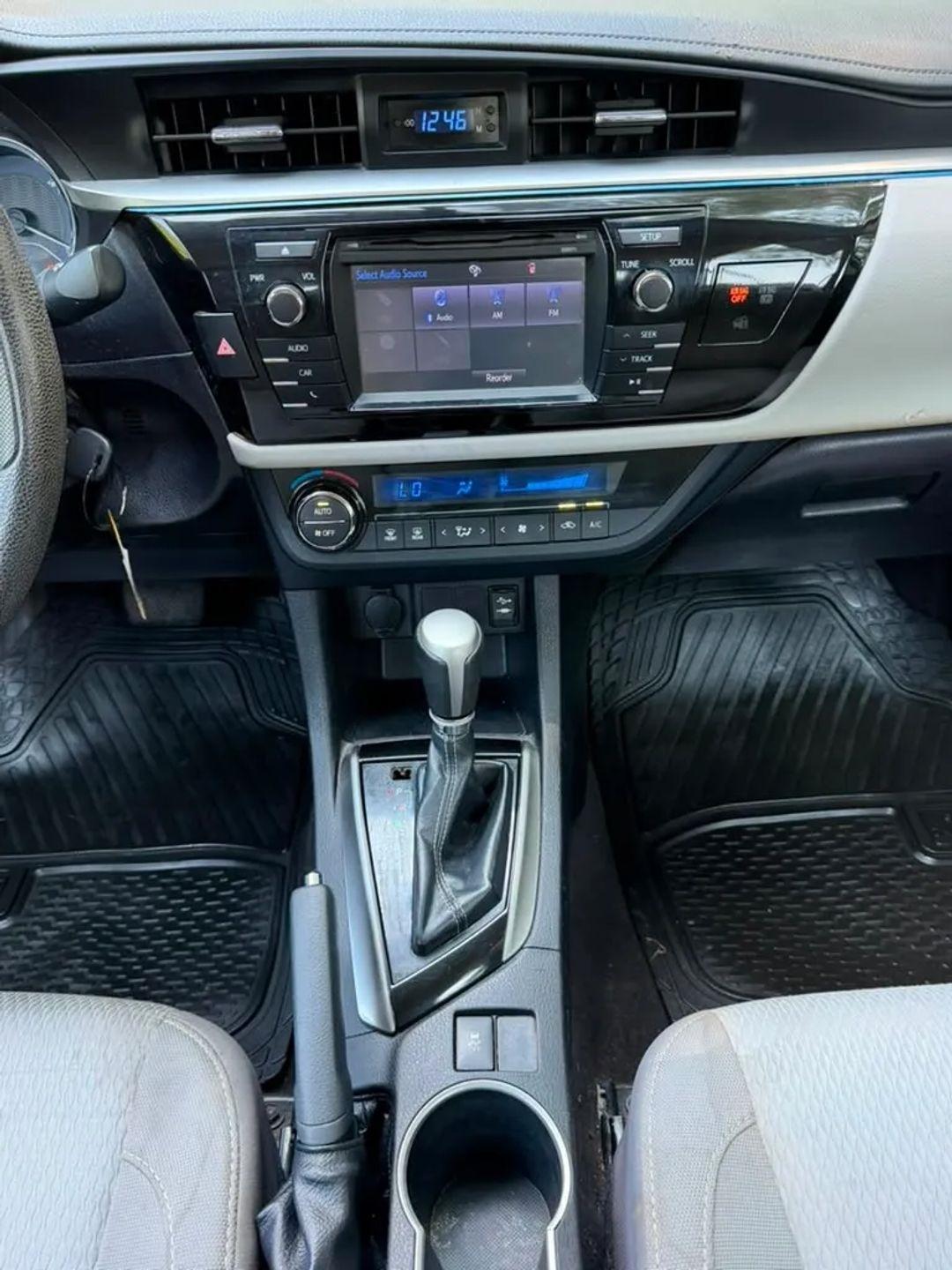 Toyota Corolla LE CVT 2016