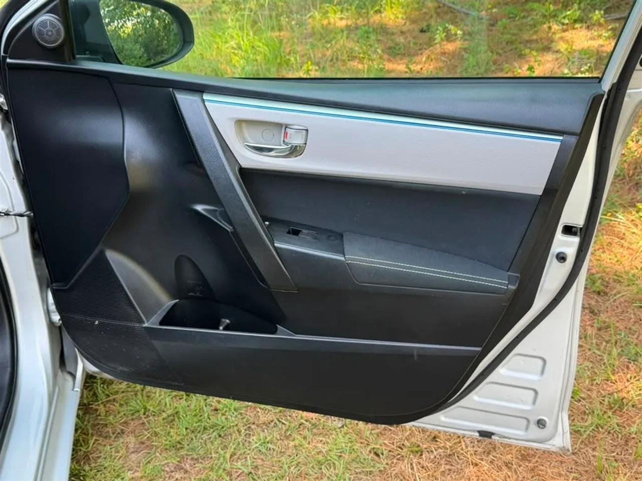 Toyota Corolla LE CVT 2016