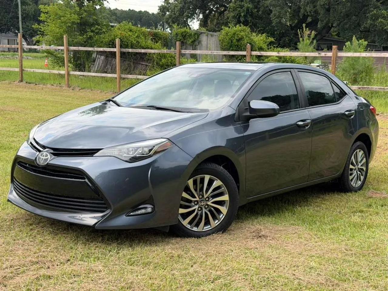 Toyota Corolla XLE CVT 2018