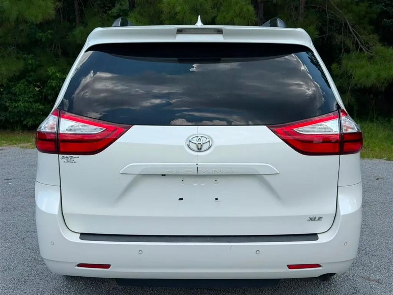 Toyota Sienna Limited Premium 7-Passenger 2018