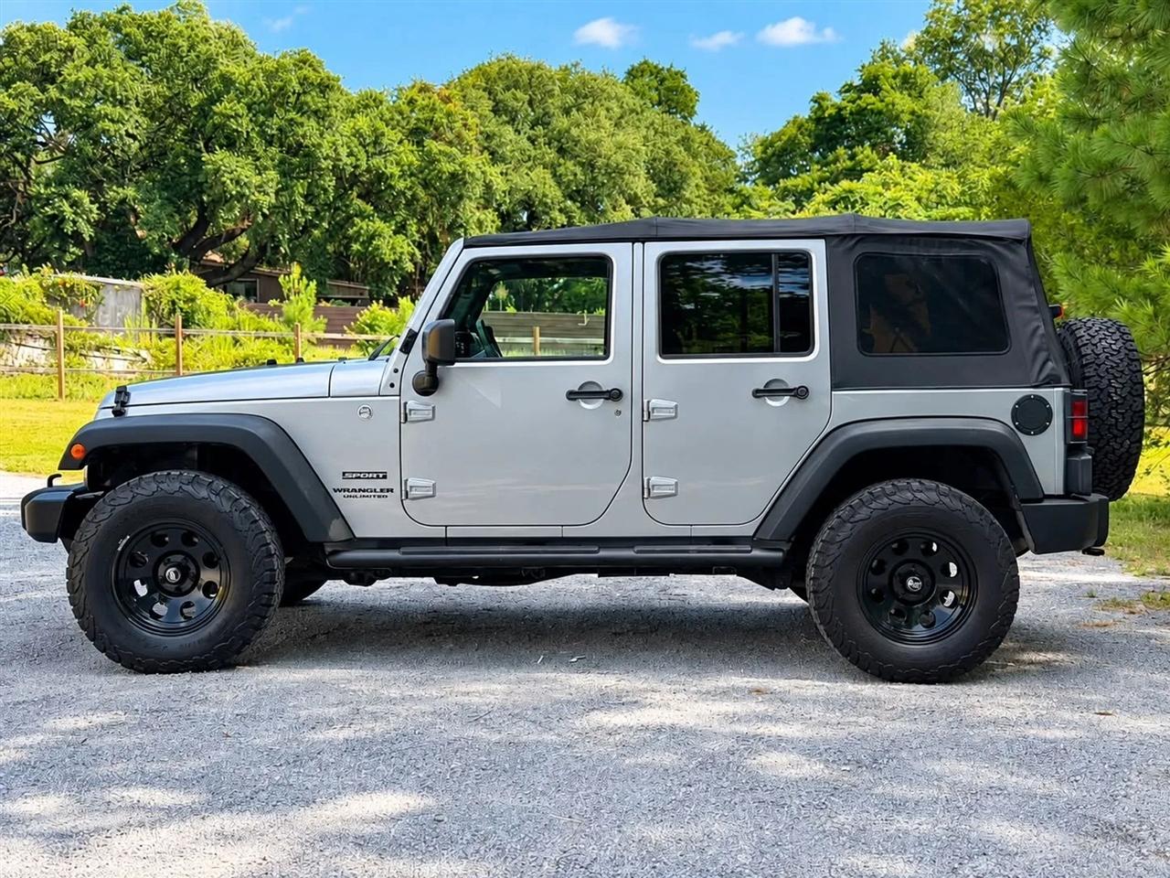 Jeep Wrangler Unlimited Sport 4WD 2015