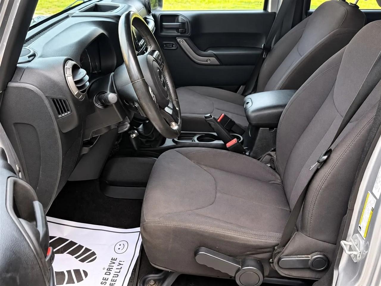 Jeep Wrangler Unlimited Sport 4WD 2015