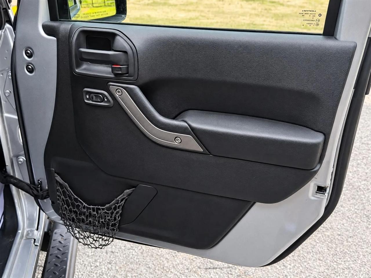 Jeep Wrangler Unlimited Sport 4WD 2015