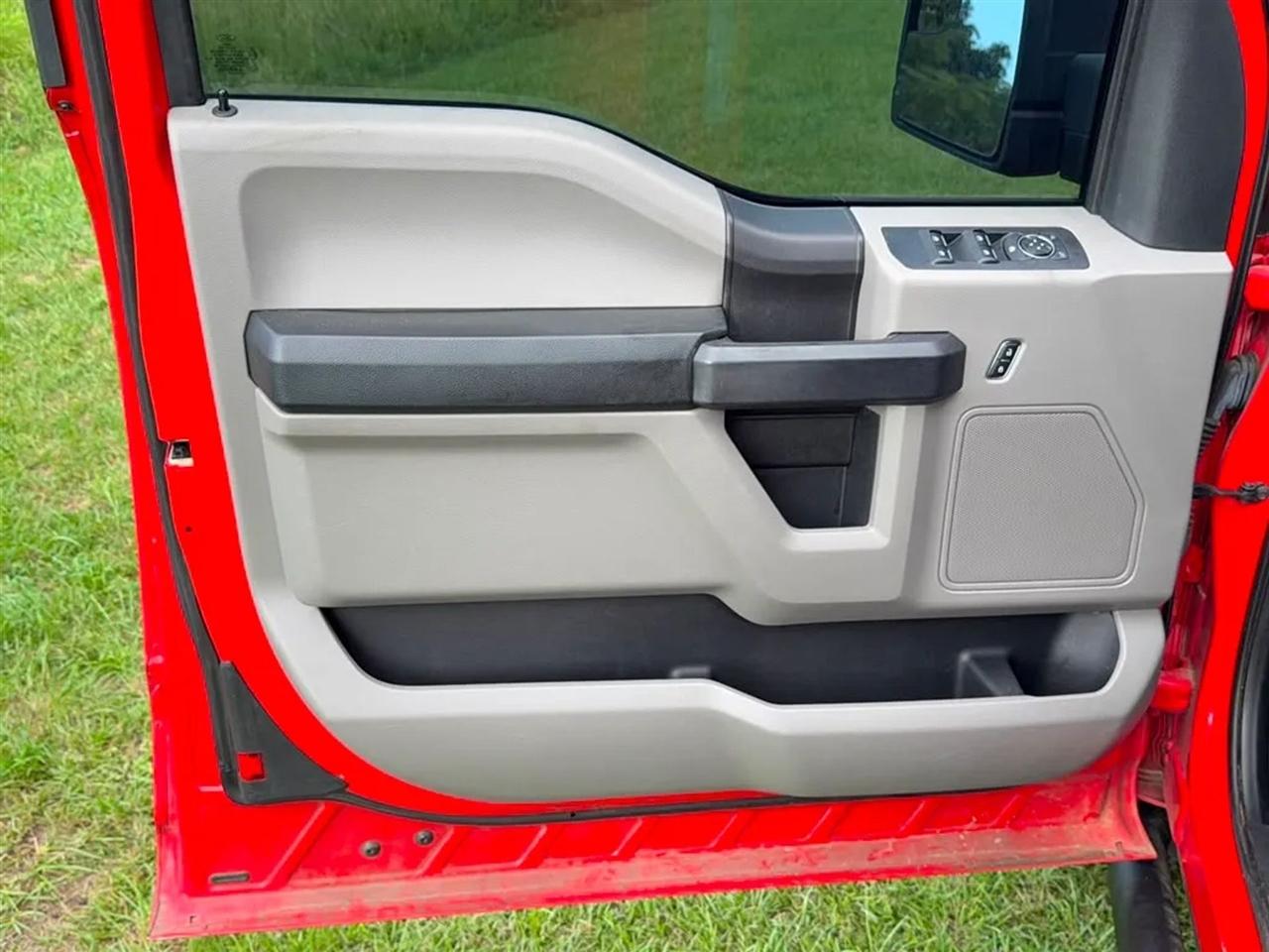 Ford F-150 XL SuperCab 6.5-ft. Bed 4WD 2017