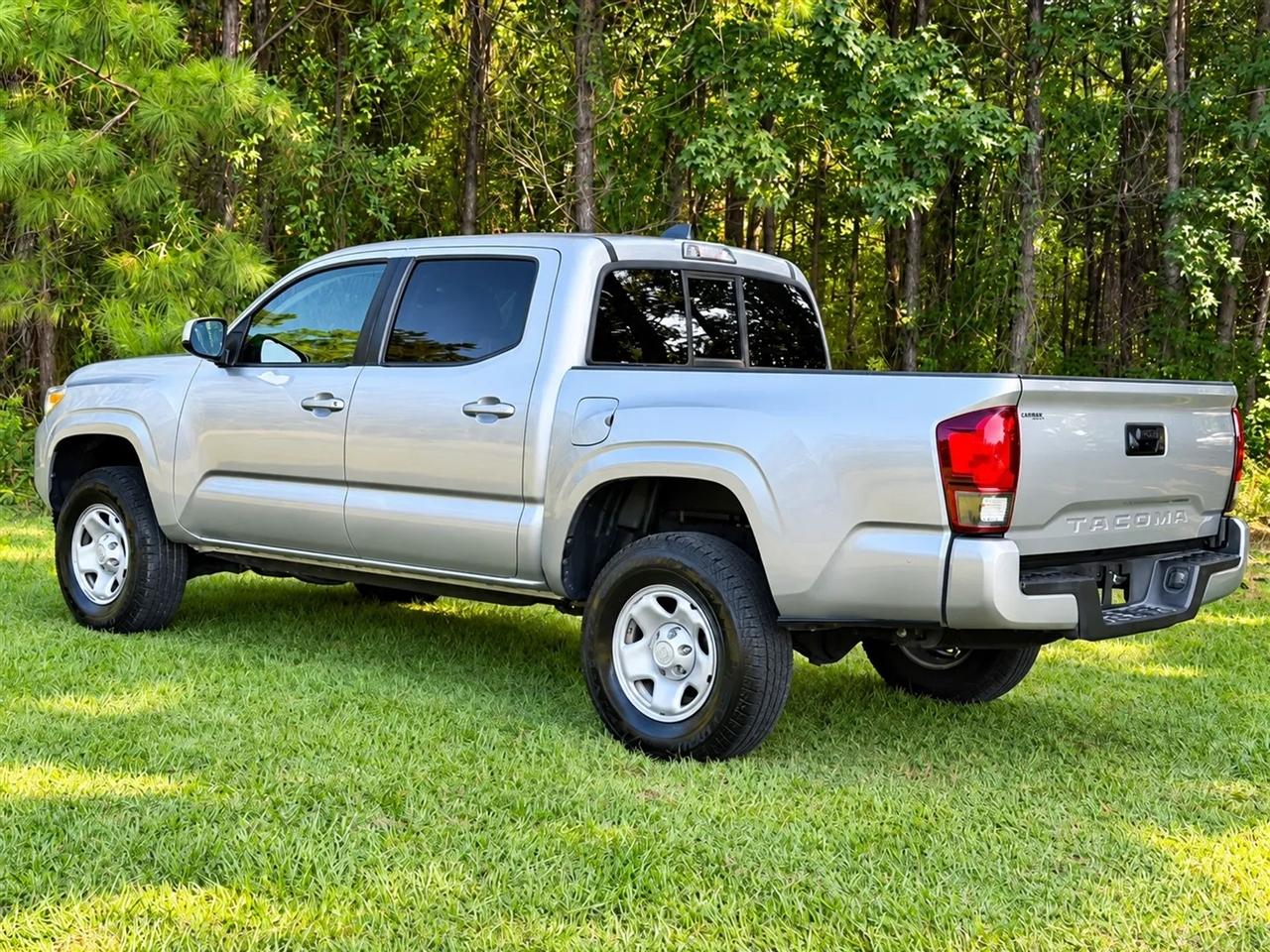 Toyota Tacoma SR5 Double Cab Long Bed I4 6AT 2WD 2020