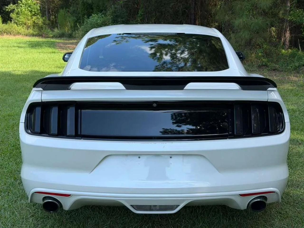 Ford Mustang V6 Coupe 2017