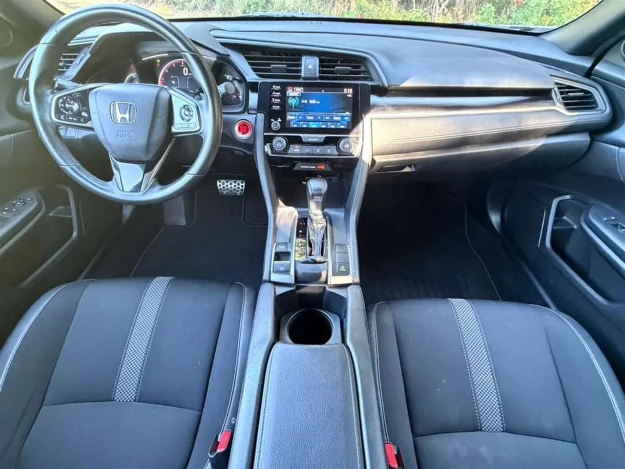 Honda Civic Sport Hatchback CVT 2021