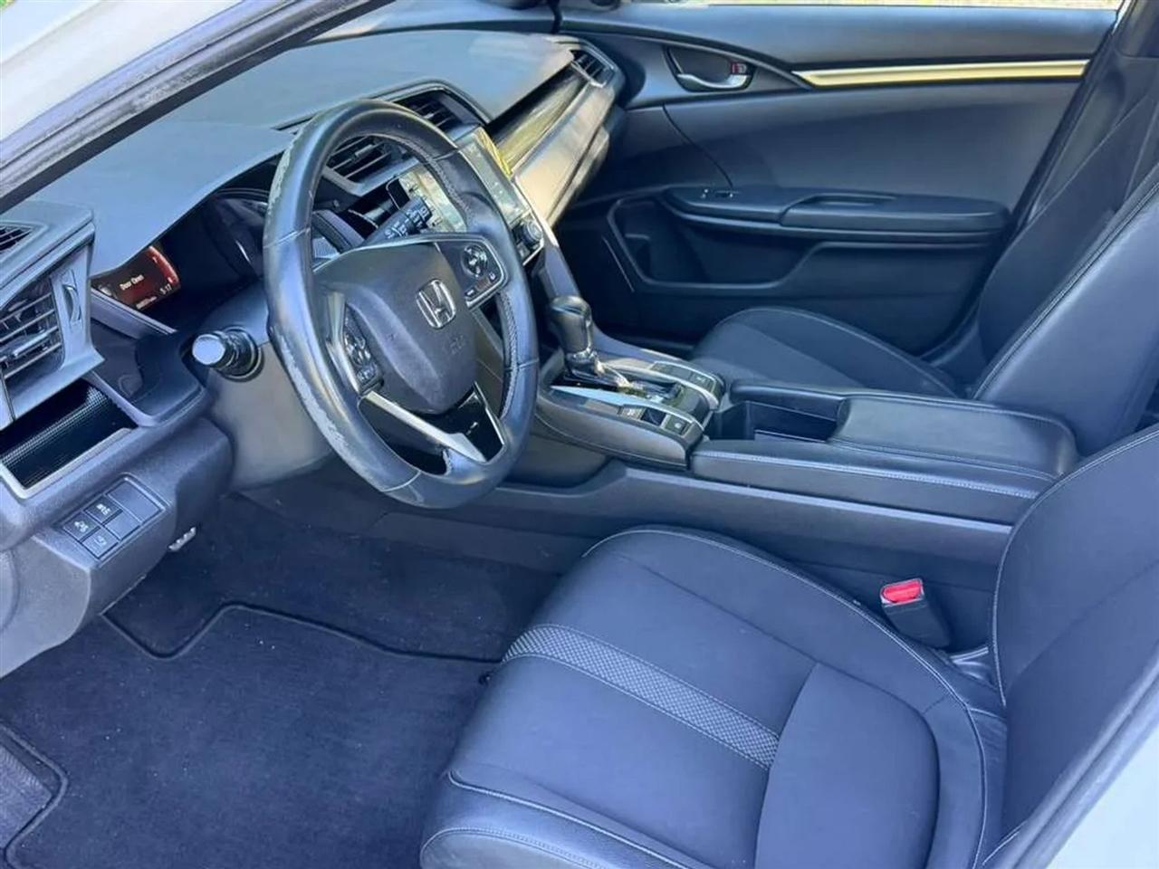 Honda Civic Sport Hatchback CVT 2021