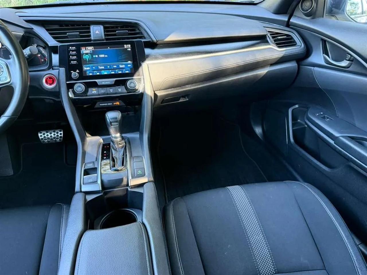 Honda Civic Sport Hatchback CVT 2021