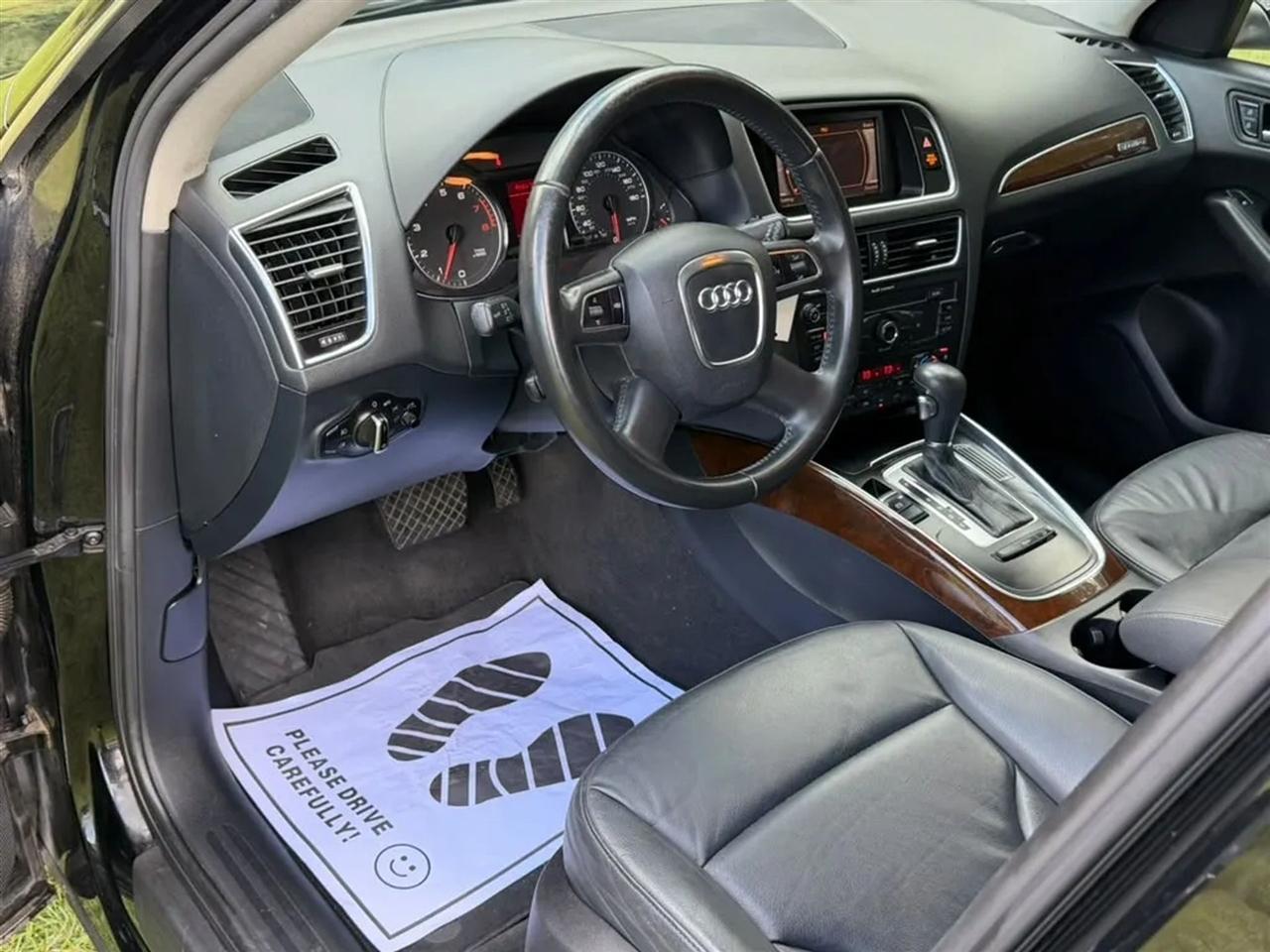 Audi Q5 2.0 quattro Premium 2012