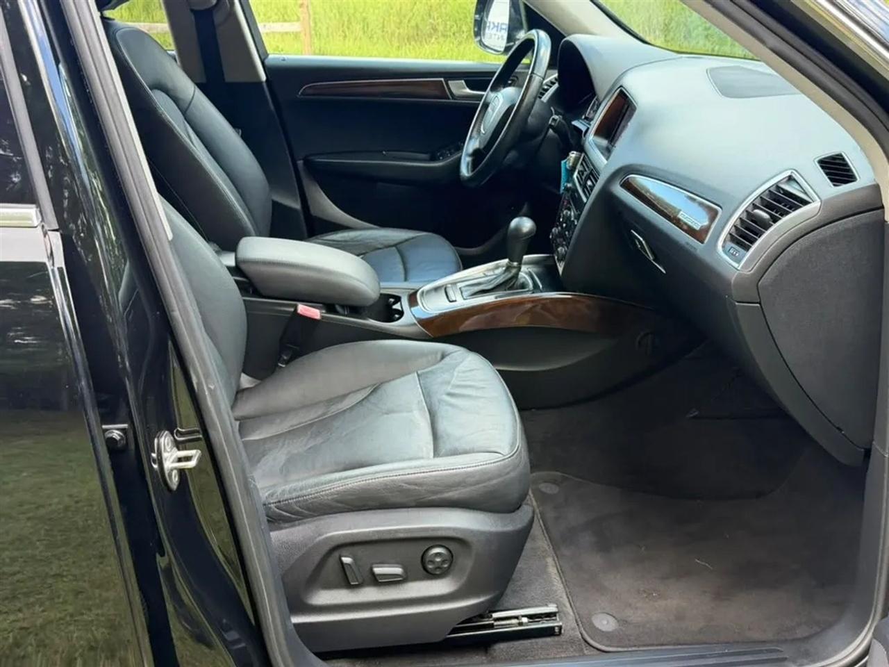 Audi Q5 2.0 quattro Premium 2012