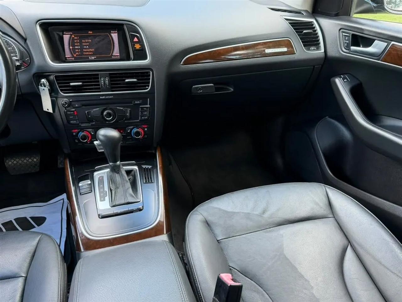 Audi Q5 2.0 quattro Premium 2012