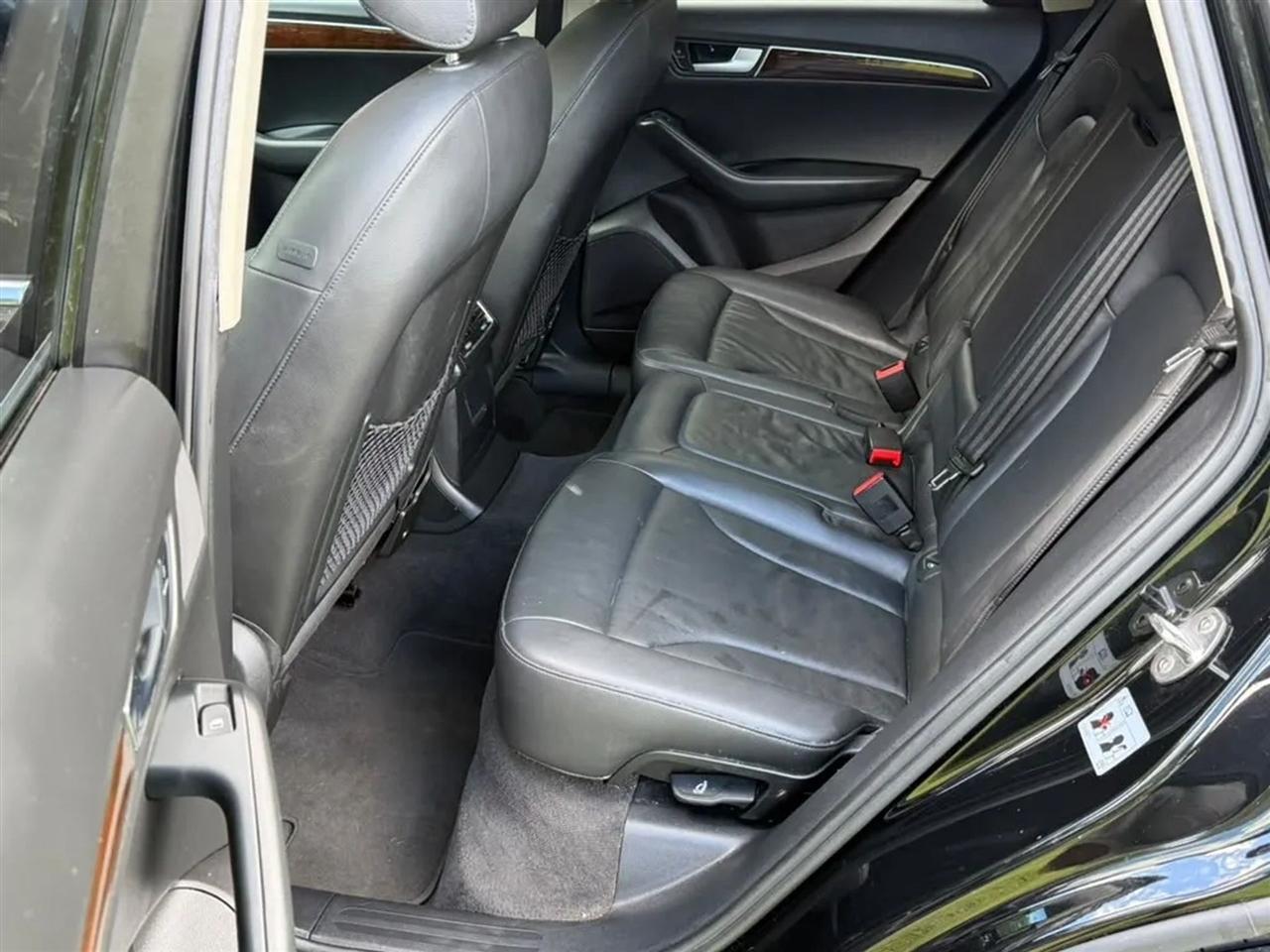 Audi Q5 2.0 quattro Premium 2012
