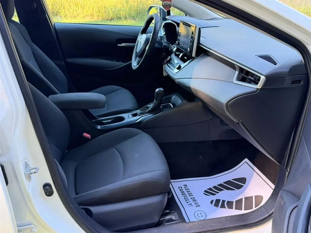 Toyota Corolla LE 2020