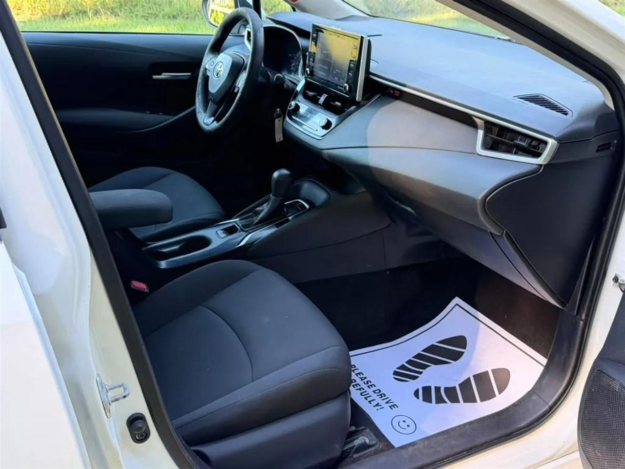Toyota Corolla LE 2020