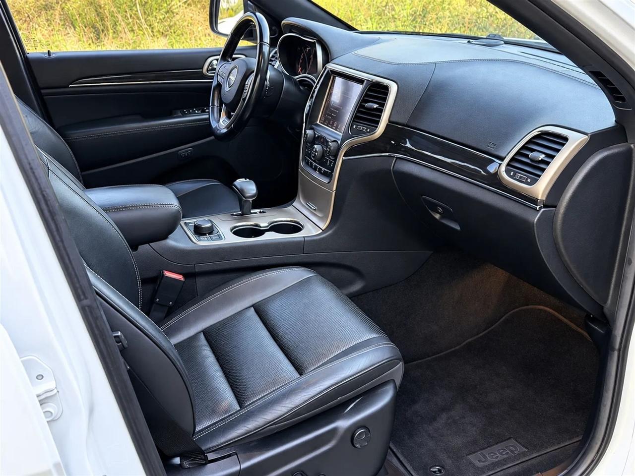 Jeep Grand Cherokee Overland 4WD 2015