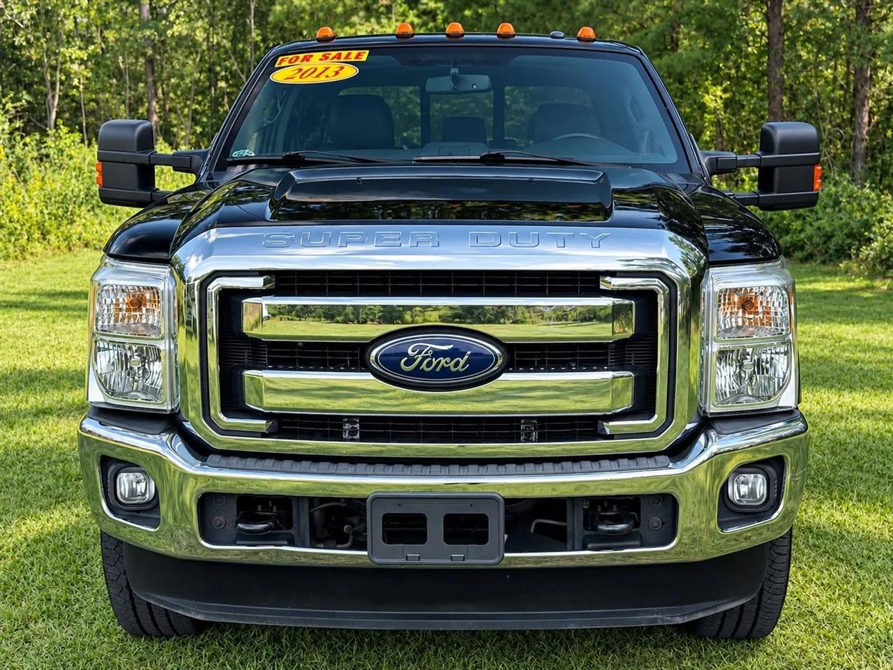 Ford F-350 SD Lariat Crew Cab 4WD 2013