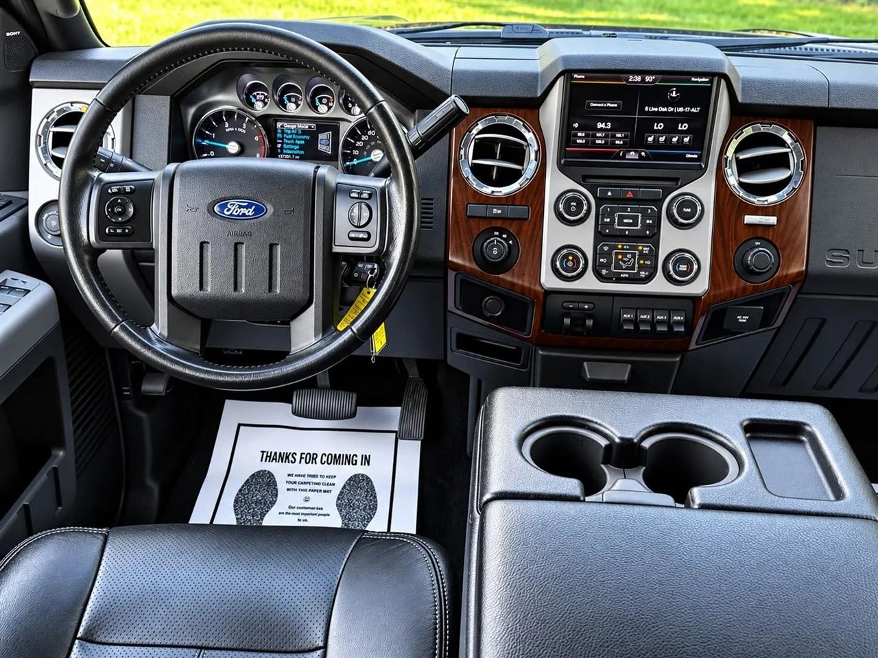 Ford F-350 SD Lariat Crew Cab 4WD 2013