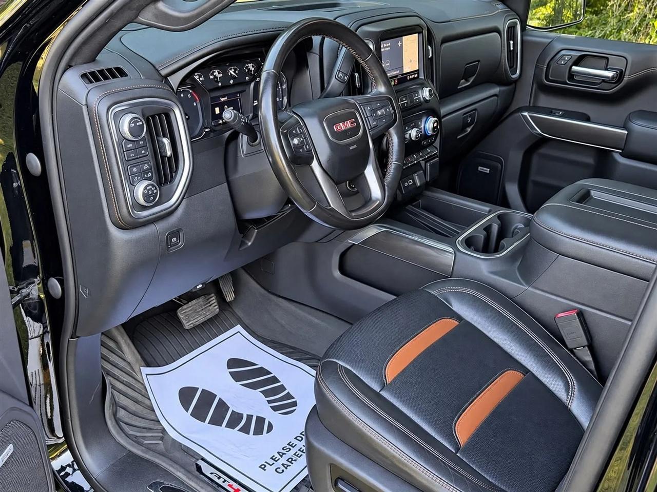 GMC Sierra 1500 AT4 Crew Cab Long Box 4WD 2020