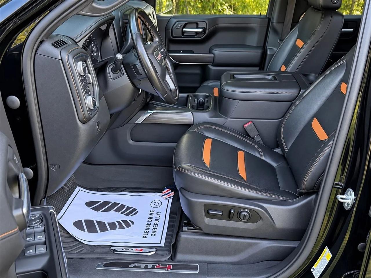 GMC Sierra 1500 AT4 Crew Cab Long Box 4WD 2020
