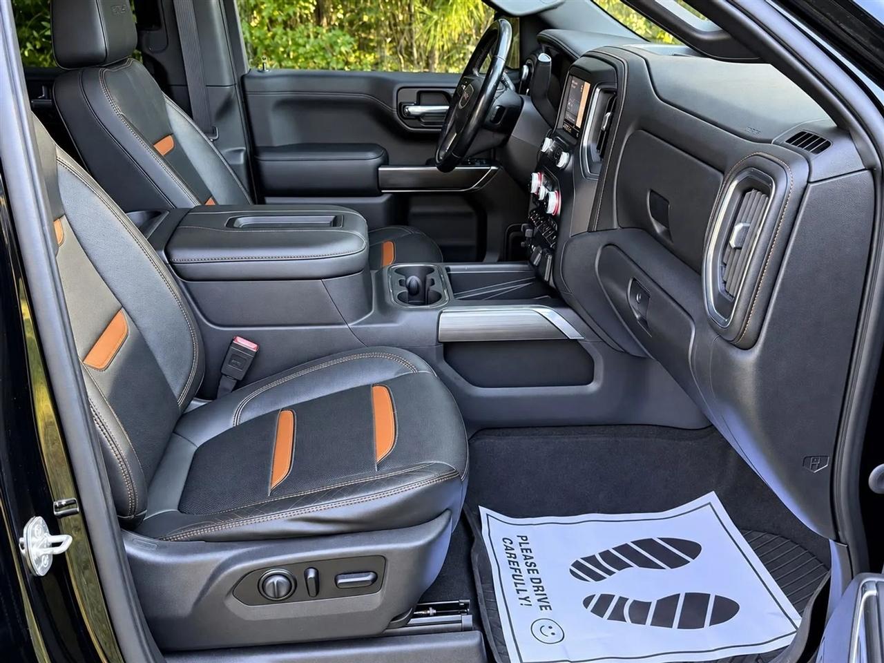 GMC Sierra 1500 AT4 Crew Cab Long Box 4WD 2020