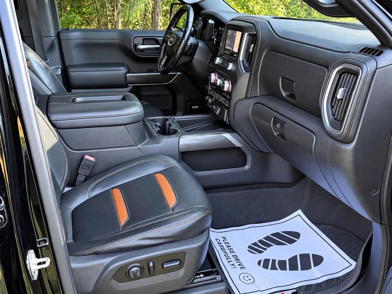 GMC Sierra 1500 AT4 Crew Cab Long Box 4WD 2020