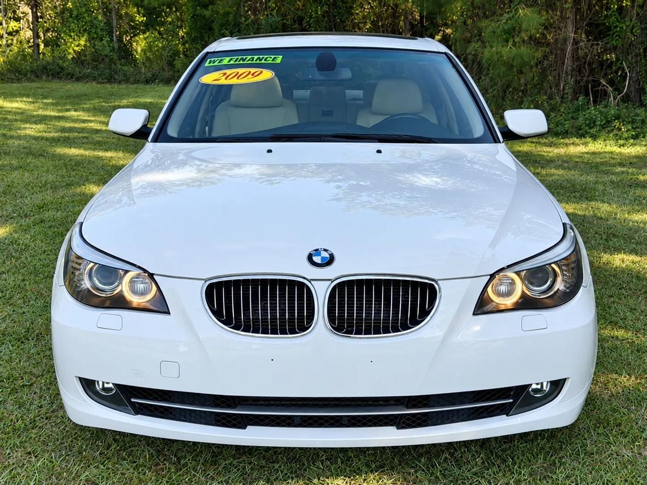 BMW 5-Series 535xi 2009