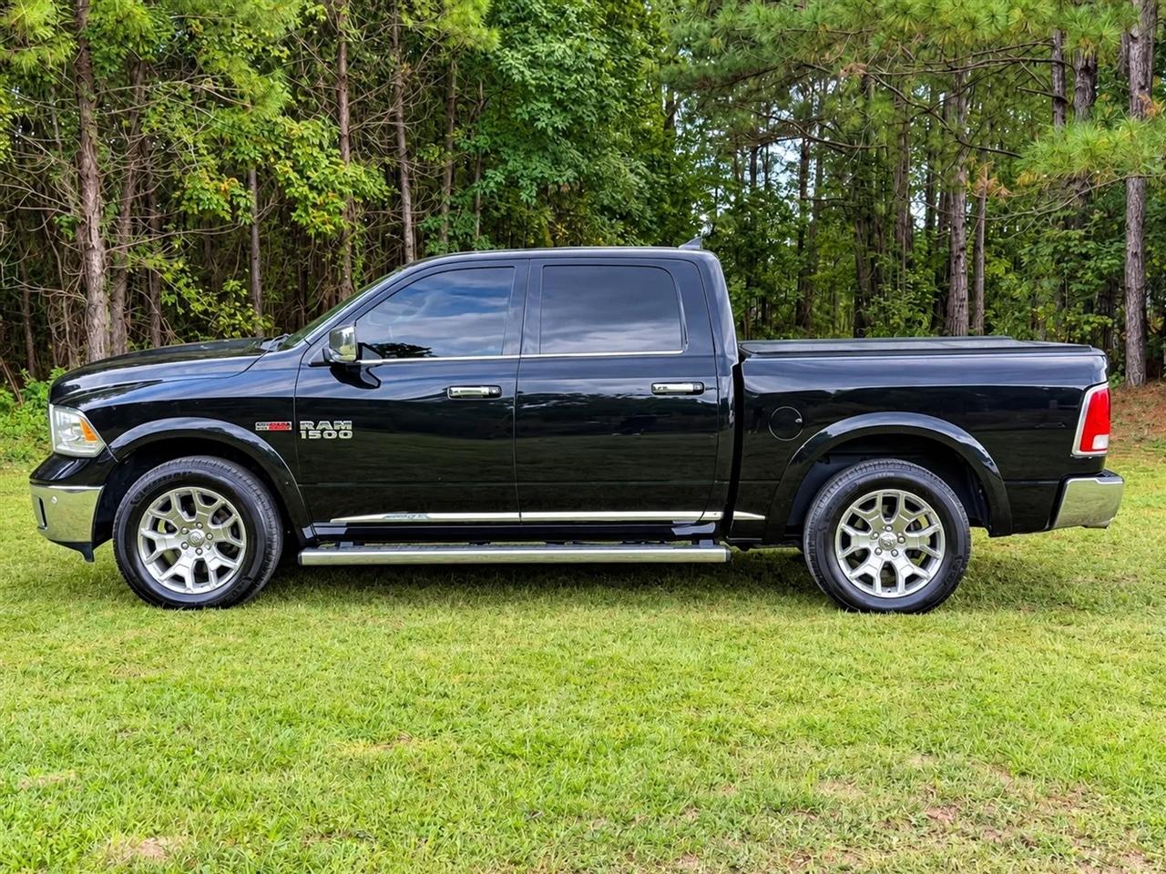 RAM 1500 Longhorn Crew Cab SWB 4WD 2017
