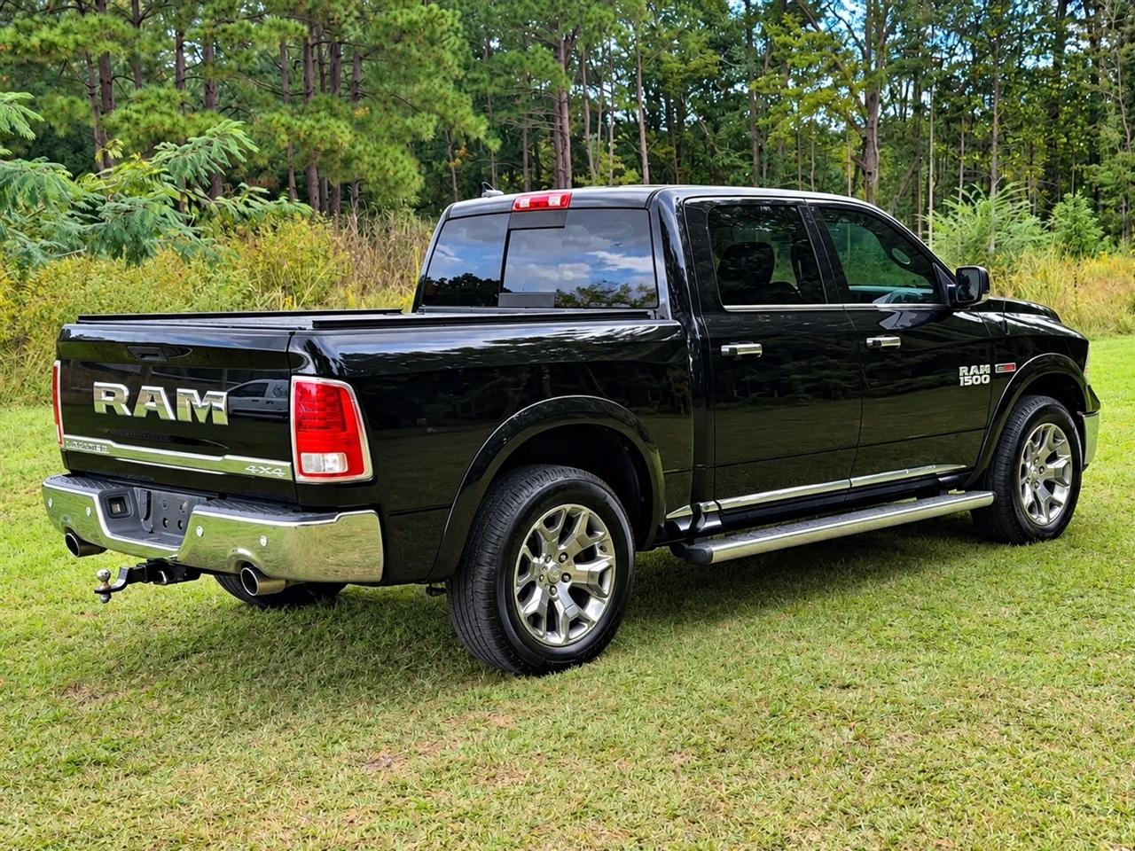 RAM 1500 Longhorn Crew Cab SWB 4WD 2017