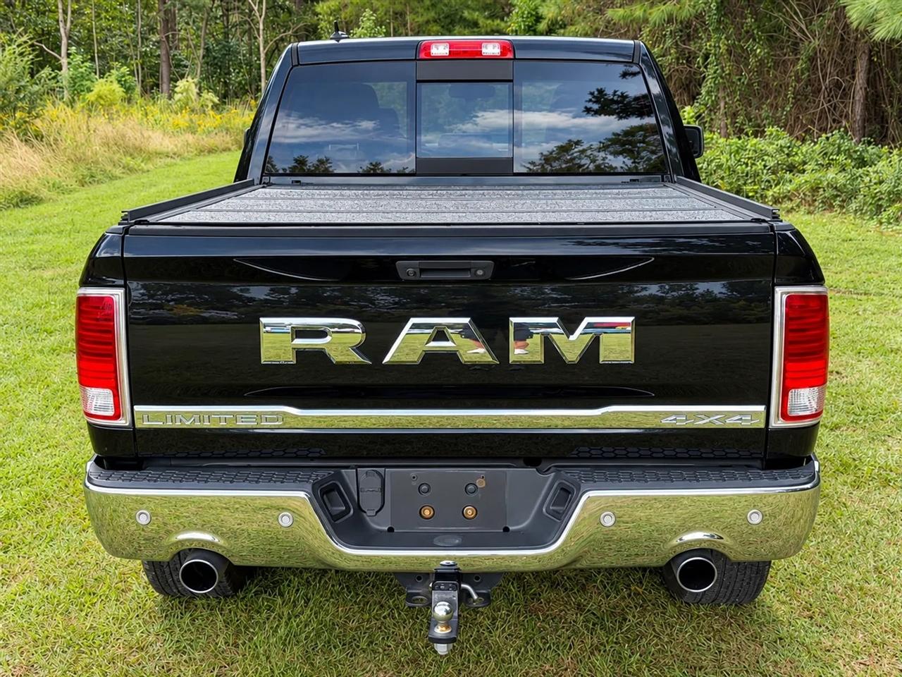 RAM 1500 Longhorn Crew Cab SWB 4WD 2017