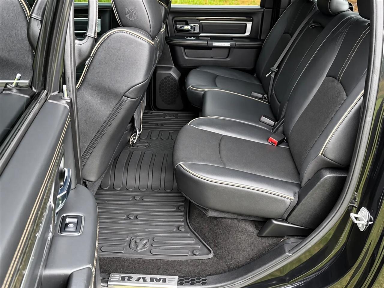 RAM 1500 Longhorn Crew Cab SWB 4WD 2017