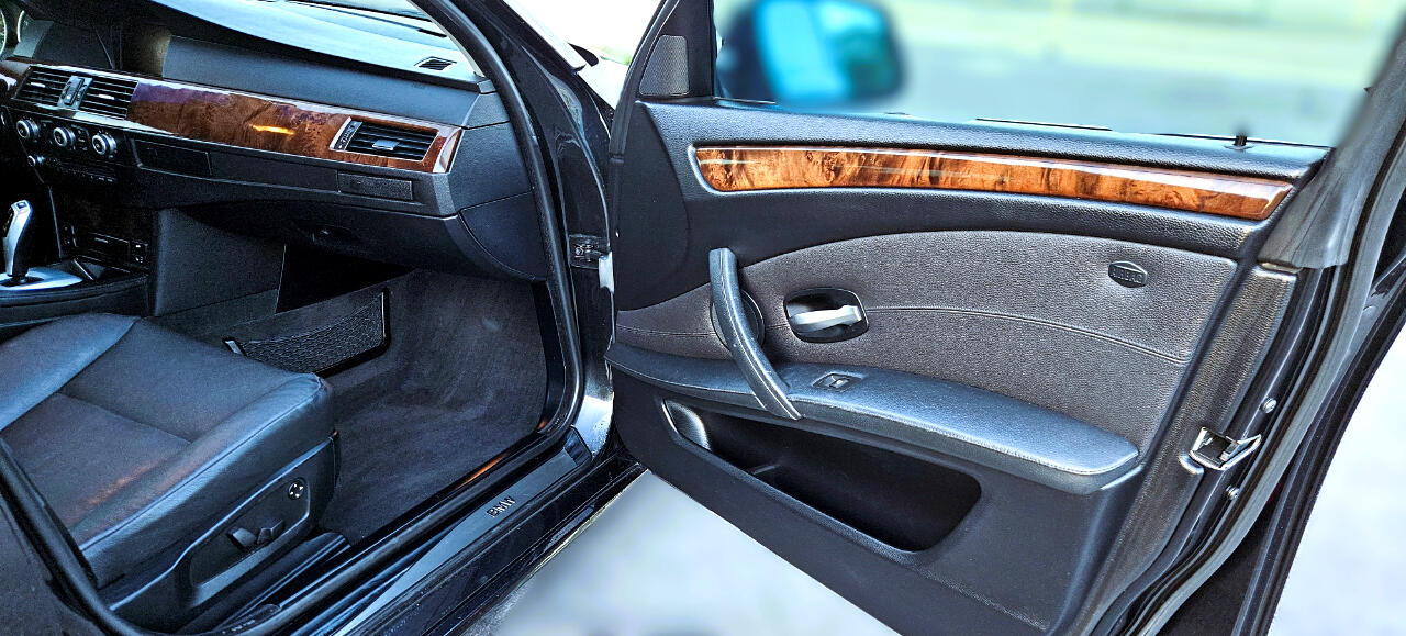 BMW 5-Series 535i 2010 BMW 5-Series 535i 2010