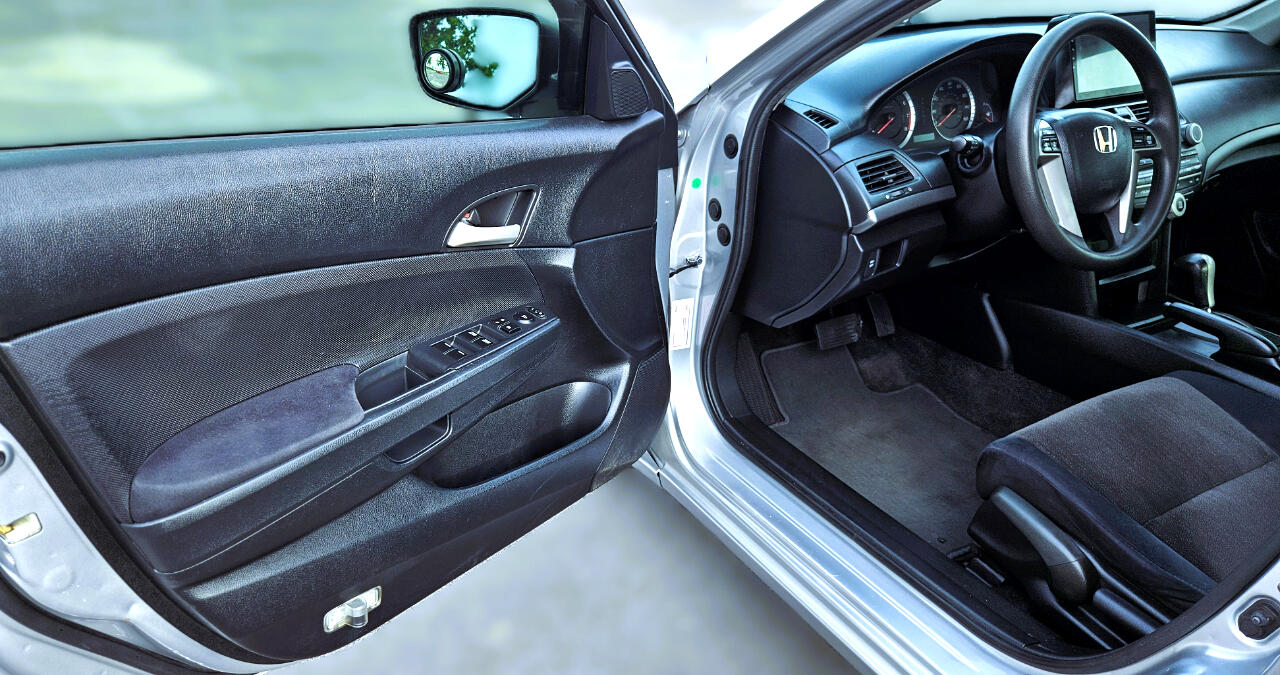 Honda Accord LX sedan AT 2010 Honda Accord LX sedan AT 2010