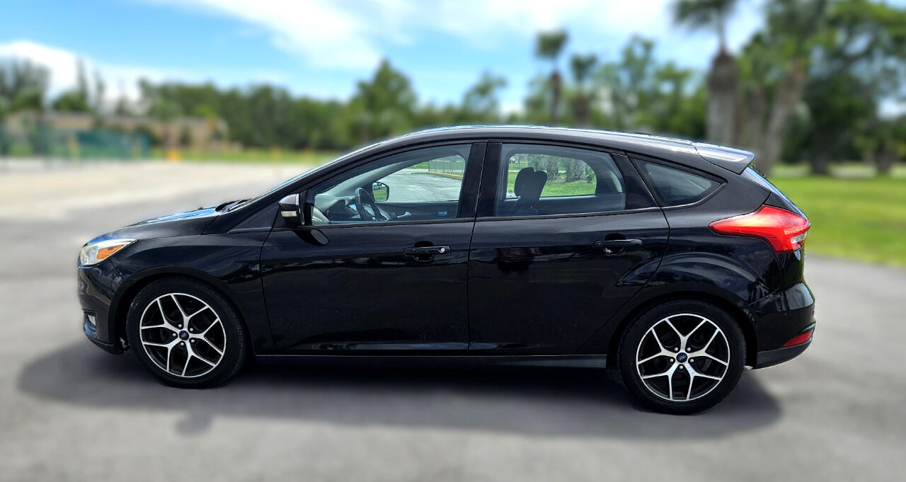 Ford Focus SEL Hatch 2017 Ford Focus SEL Hatch 2017