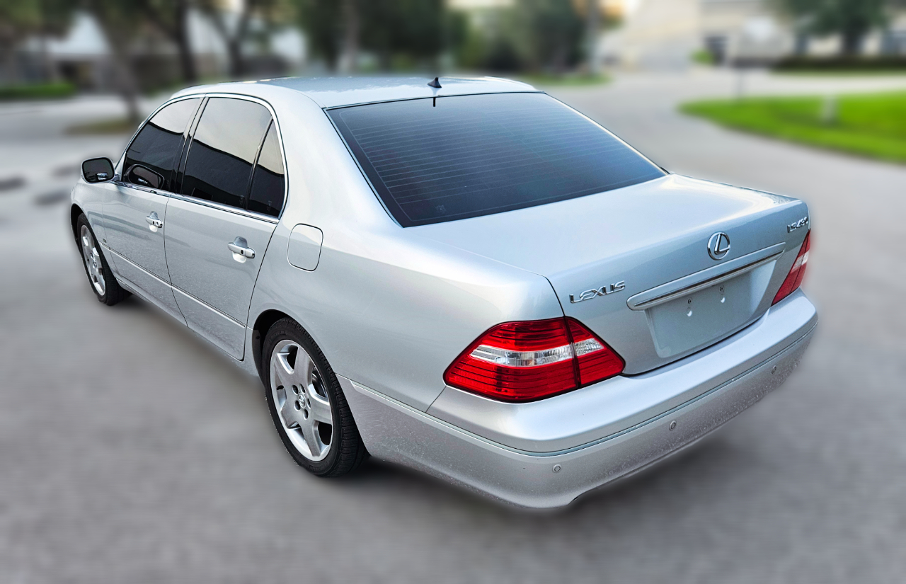 Lexus LS 430 Sedan 2004 Lexus LS 430 Sedan 2004