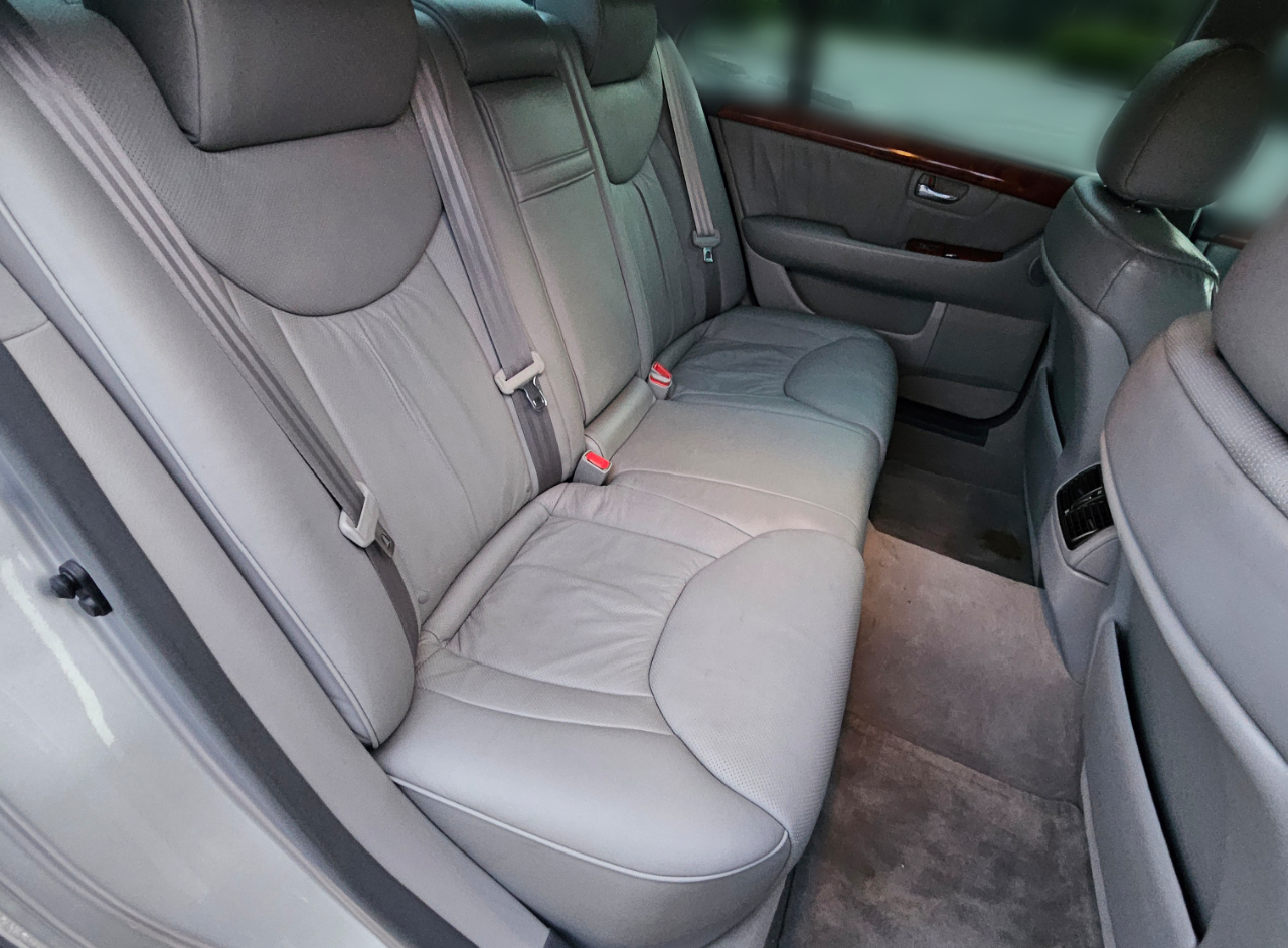 Lexus LS 430 Sedan 2004 Lexus LS 430 Sedan 2004