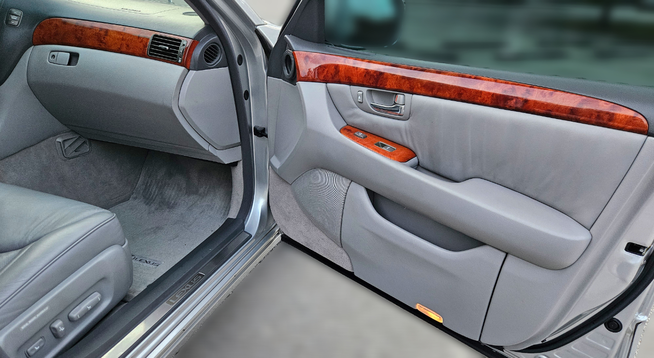 Lexus LS 430 Sedan 2004 Lexus LS 430 Sedan 2004