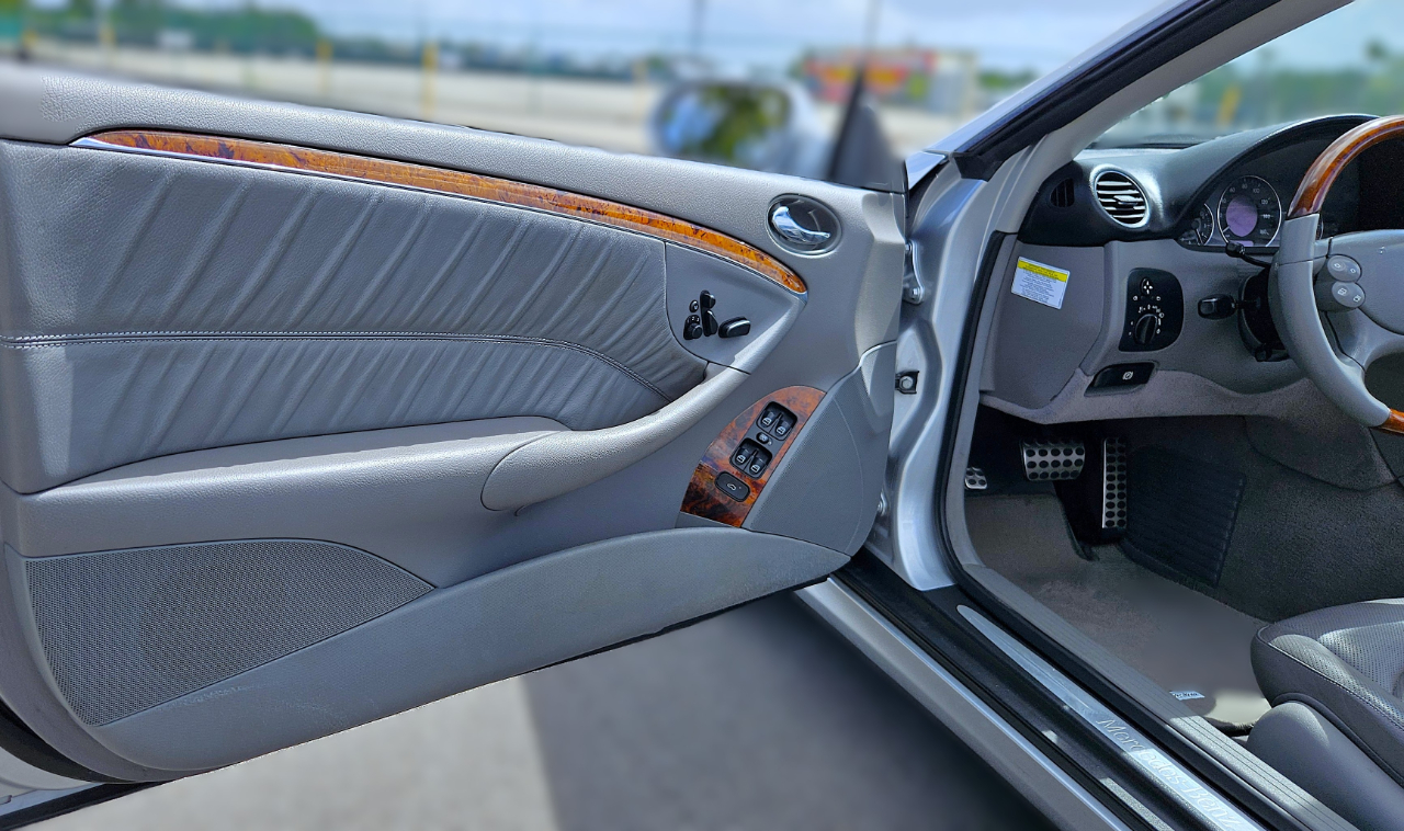 Mercedes-Benz CLK-Class CLK350 Cabriolet 2009 Mercedes-Benz CLK-Class CLK350 Cabriolet 2009