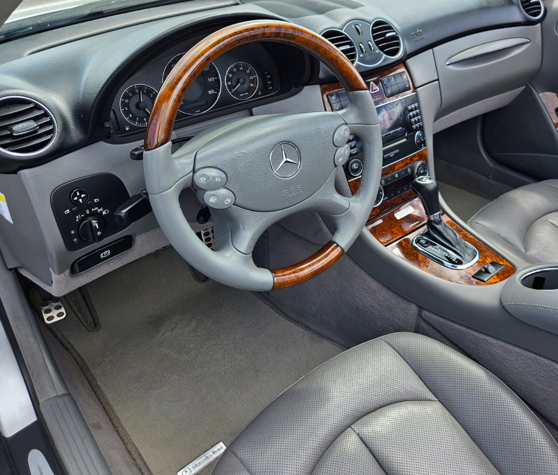 Mercedes-Benz CLK-Class CLK350 Cabriolet 2009 Mercedes-Benz CLK-Class CLK350 Cabriolet 2009