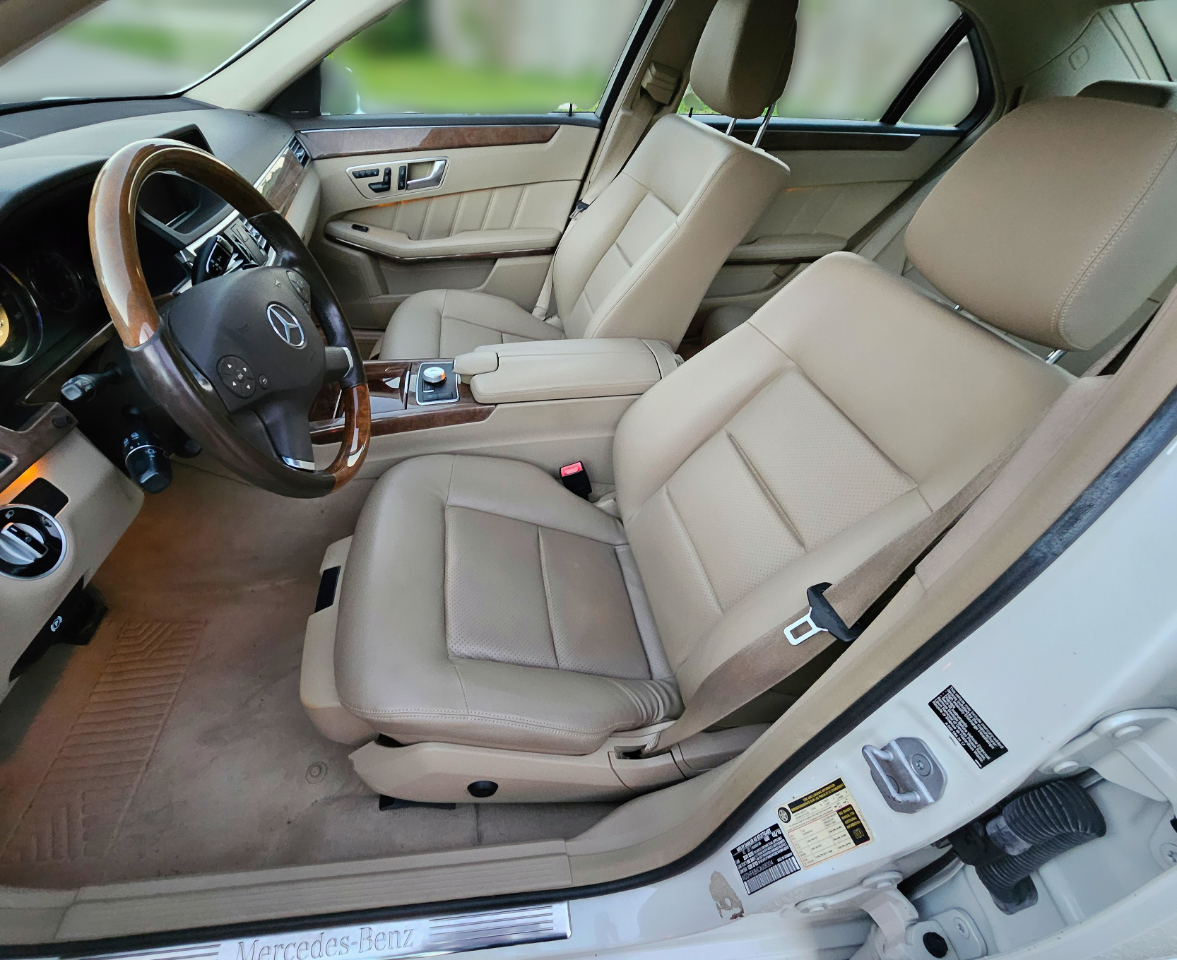 Mercedes-Benz E-Class E350 4MATIC Sedan 2012 Mercedes-Benz E-Class E350 4MATIC Sedan 2012