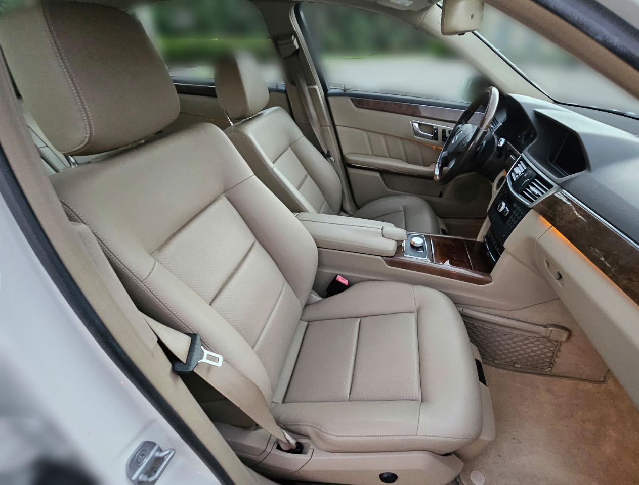 Mercedes-Benz E-Class E350 4MATIC Sedan 2012 Mercedes-Benz E-Class E350 4MATIC Sedan 2012