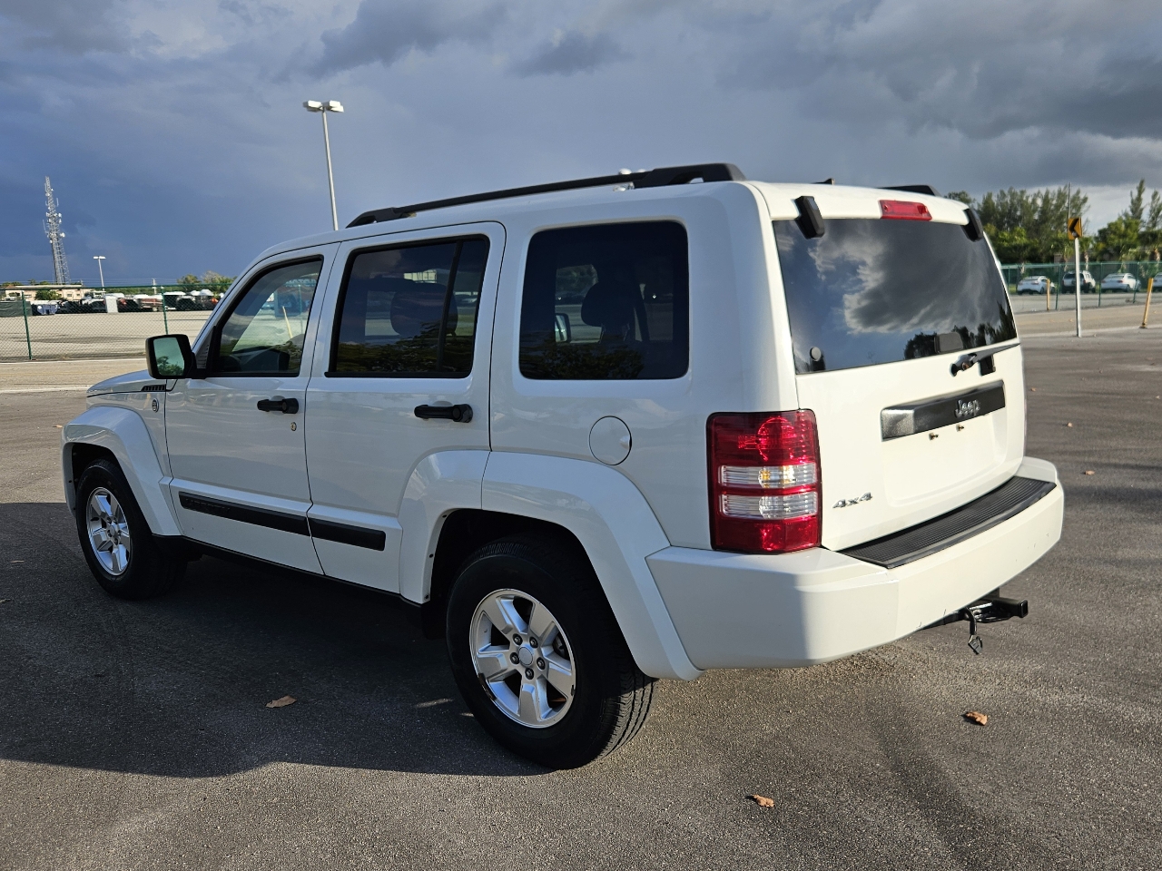 Jeep Liberty Sport 4WD 2010 Jeep Liberty Sport 4WD 2010
