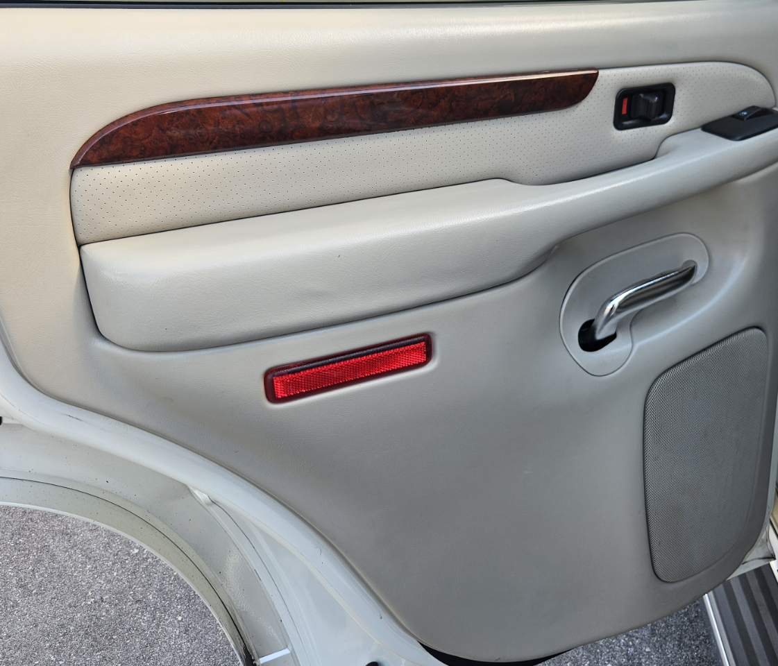 Cadillac Escalade AWD 2005 Cadillac Escalade AWD 2005