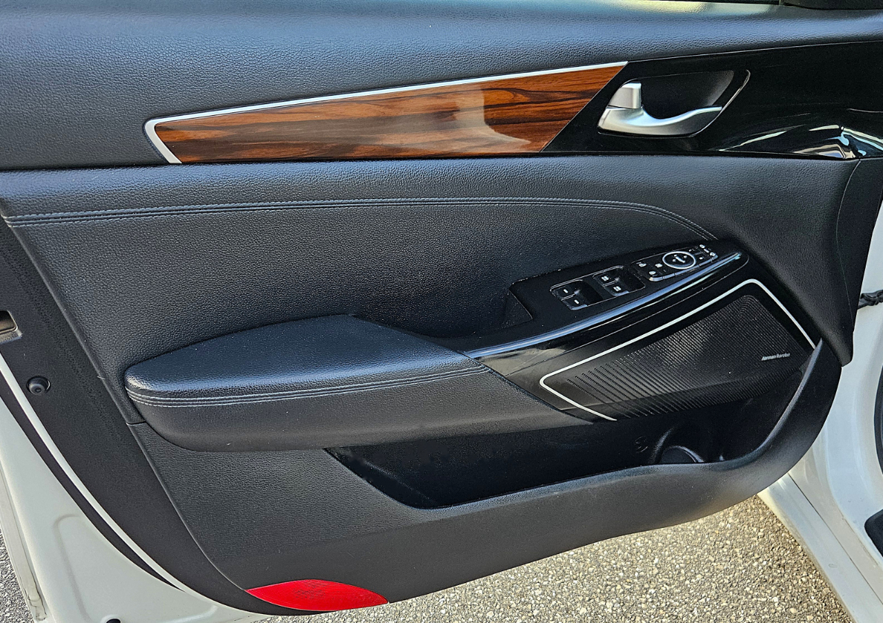 Kia Cadenza Limited 2017 Kia Cadenza Limited 2017