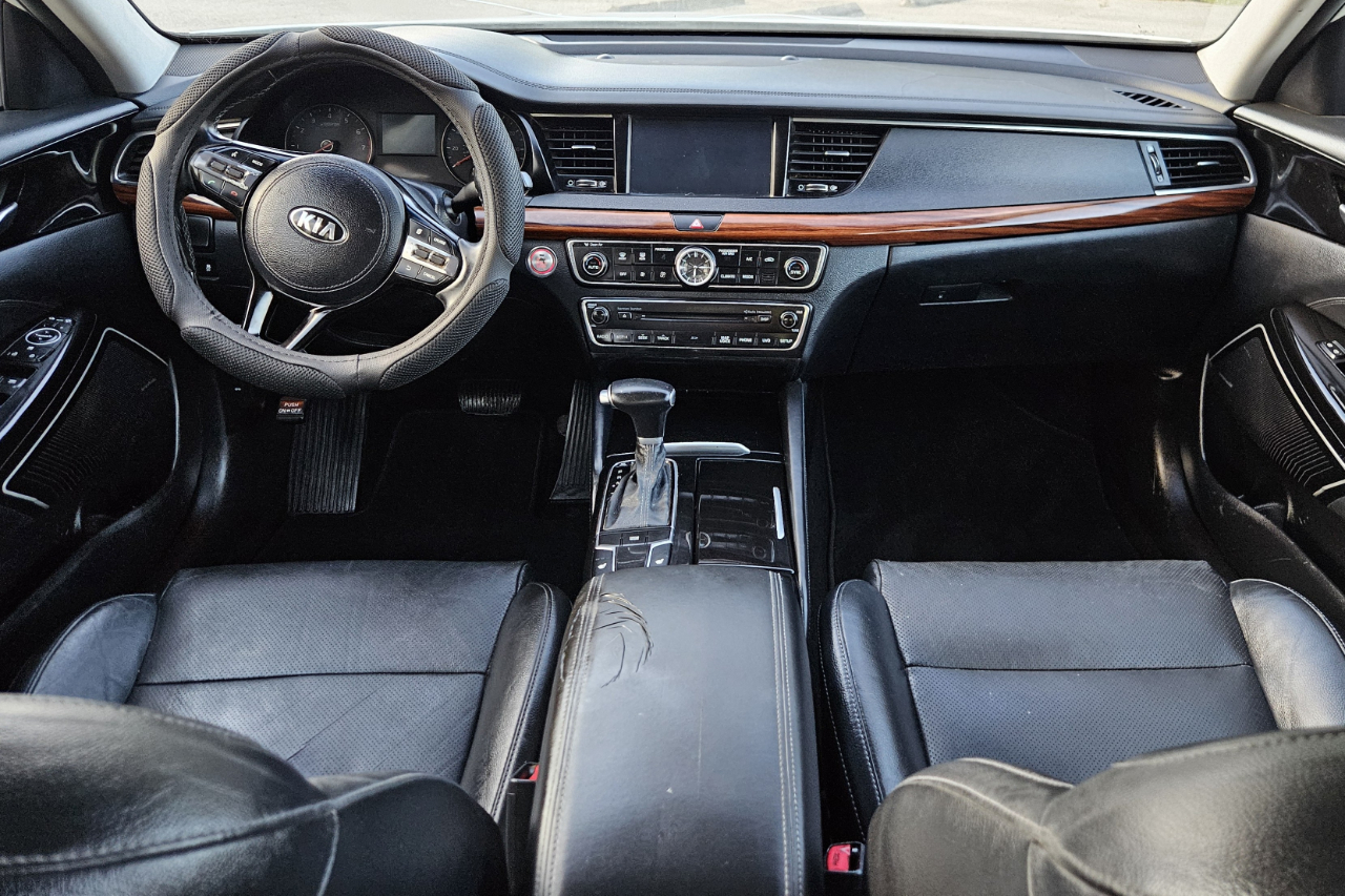 Kia Cadenza Limited 2017 Kia Cadenza Limited 2017