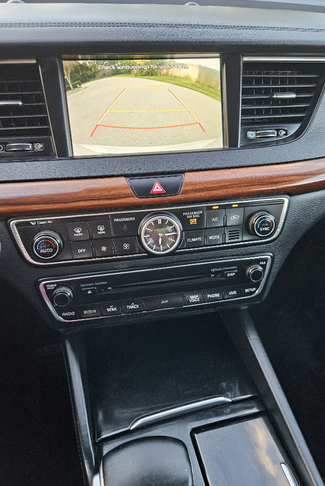 Kia Cadenza Limited 2017 Kia Cadenza Limited 2017