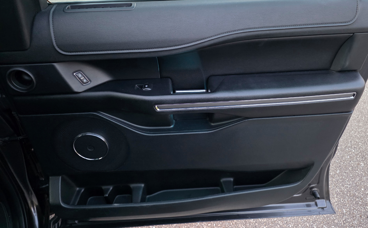 Ford Expedition XLT 4WD 2018