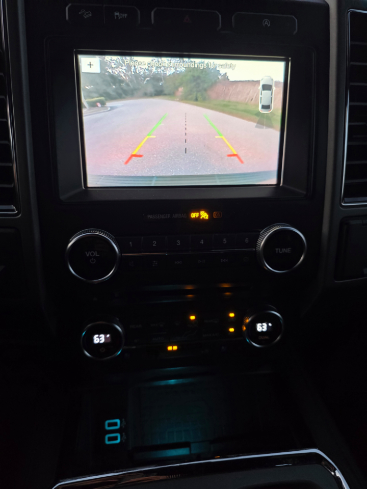 Ford Expedition XLT 4WD 2018